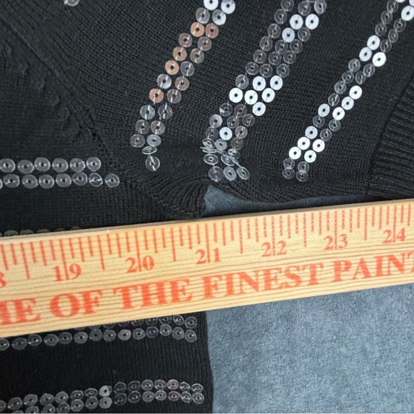 Isaac Mizrahi Black Cardigan with Silver Sequins - Picture 4 of 9